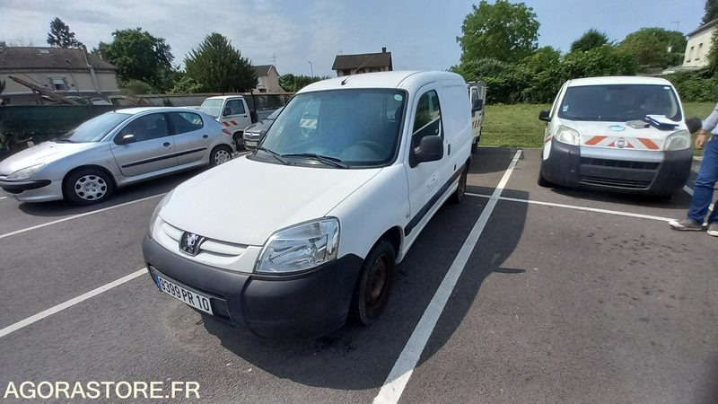 Peugeot Partner - Small van: picture 1 Peugeot Partner - Small van: picture 1