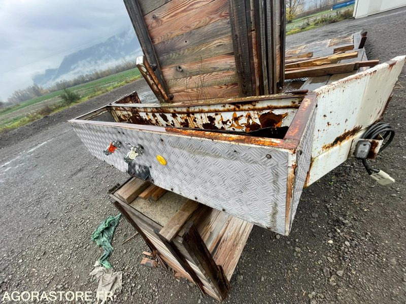 Porte-engins LECITRAILE - 2004 - en l'état (5866/4169-TZ-73) - Low loader semi-trailer: picture 2 Porte-engins LECITRAILE - 2004 - en l'état (5866/4169-TZ-73) - Low loader semi-trailer: picture 2