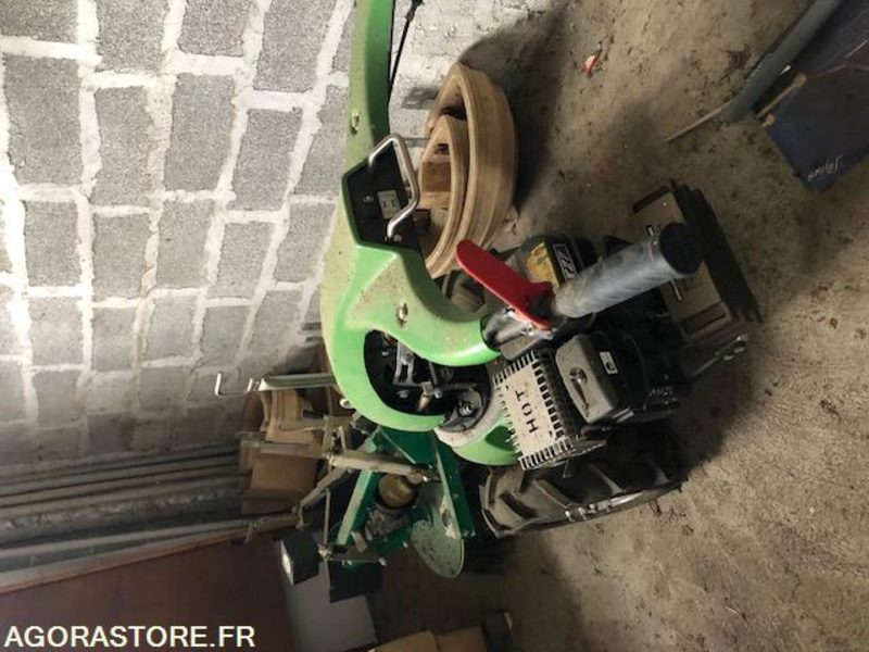 Porte outils - Tool/ Equipment: picture 4 Porte outils - Tool/ Equipment: picture 4
