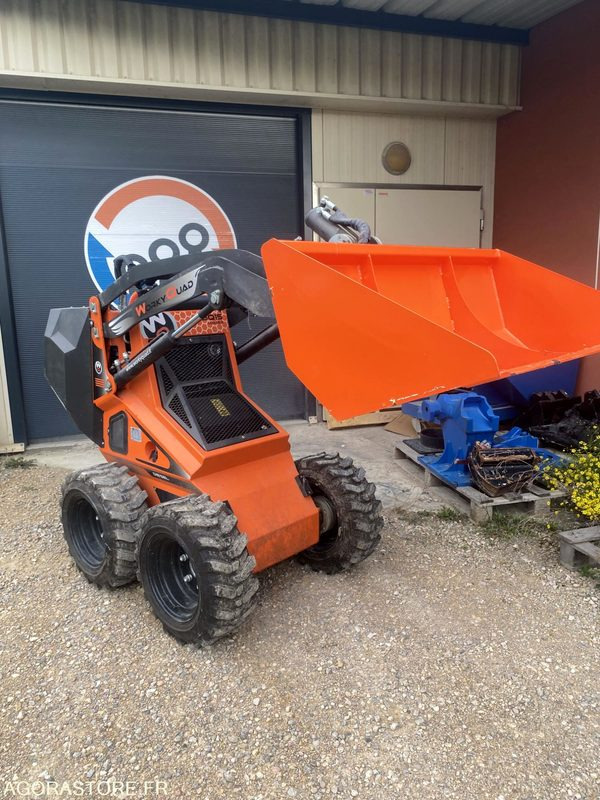 Porte outils SSQ15D 48 heures Worky Quad DIESEL 48 heures - Loader: picture 2 Porte outils SSQ15D 48 heures Worky Quad DIESEL 48 heures - Loader: picture 2