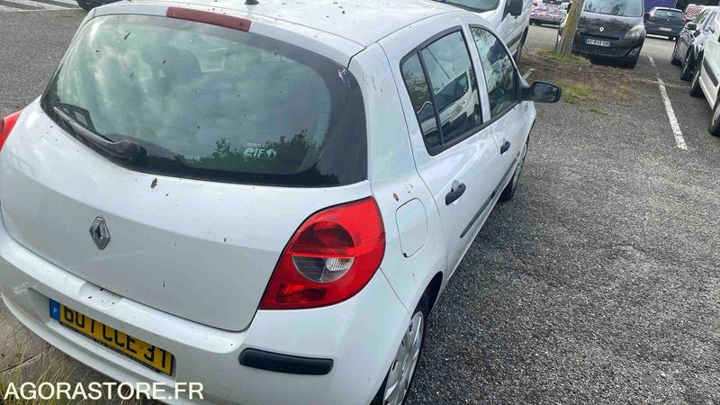 RENAULT CLIO - 192291 KM - 2007 - Car: picture 4 RENAULT CLIO - 192291 KM - 2007 - Car: picture 4