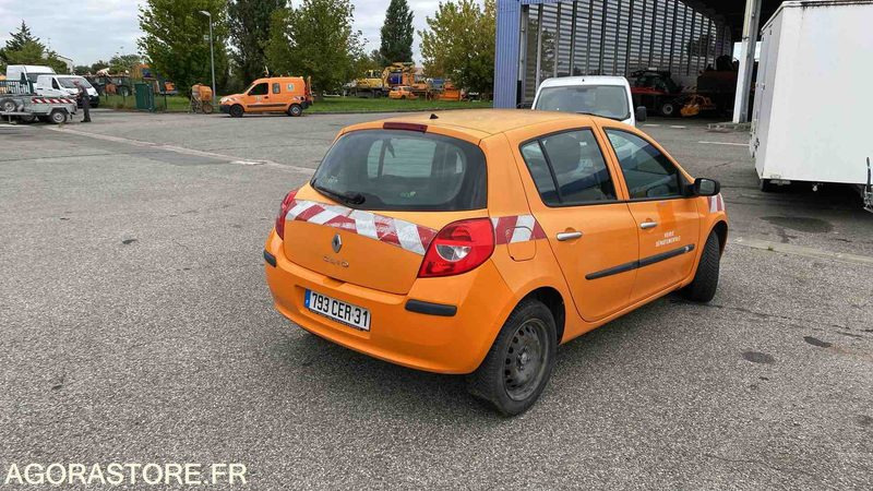 RENAULT CLIO - 2008 - 152276 KM - Car: picture 4 RENAULT CLIO - 2008 - 152276 KM - Car: picture 4