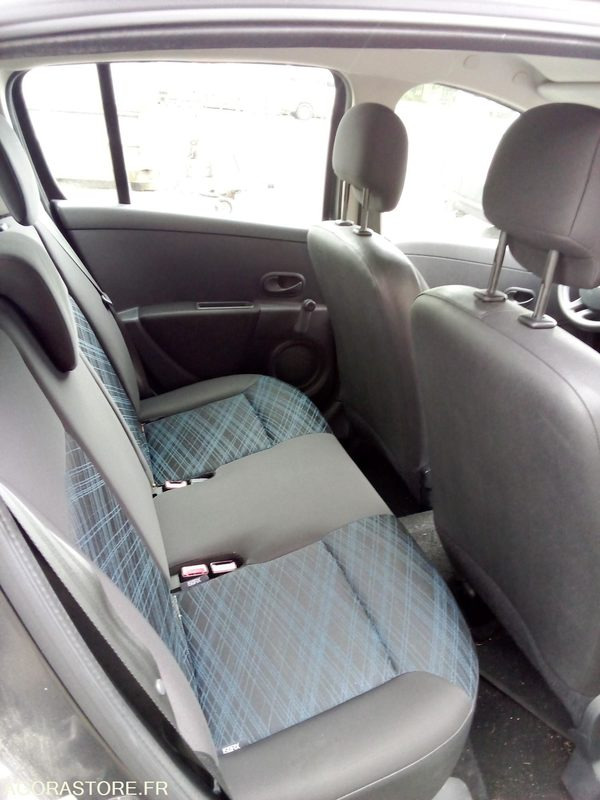 RENAULT CLIO 2008 - 91679 KMS - Car: picture 5 RENAULT CLIO 2008 - 91679 KMS - Car: picture 5