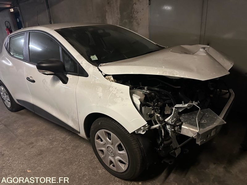 RENAULT CLIO - 2020 - 1858 KM - Car: picture 1 RENAULT CLIO - 2020 - 1858 KM - Car: picture 1