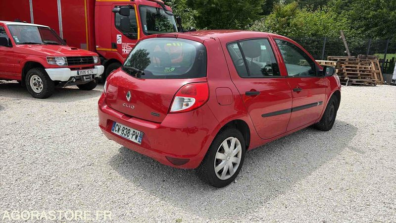 RENAULT CLIO 3 186 236 Kms - 2013- CW-838-PW - Car: picture 2 RENAULT CLIO 3 186 236 Kms - 2013- CW-838-PW - Car: picture 2