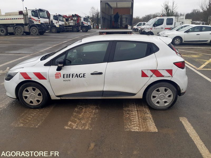 RENAULT CLIO 4 STE DCI / 257778 kms / 2014 / DE-419-RQ - Car: picture 4 RENAULT CLIO 4 STE DCI / 257778 kms / 2014 / DE-419-RQ - Car: picture 4