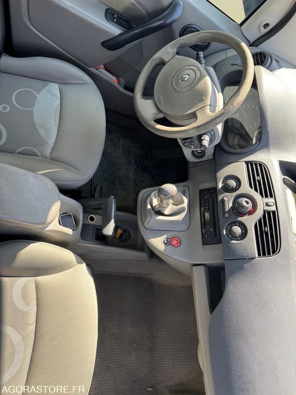 RENAULT KANGOO 1.5 DCI 5 PLACE - 2008 - 193 000km - Car: picture 5 RENAULT KANGOO 1.5 DCI 5 PLACE - 2008 - 193 000km - Car: picture 5