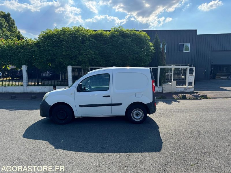 RENAULT KANGOO 1.6 90 ESSENCE - 31 000 KM - 2009 - Small van: picture 1 RENAULT KANGOO 1.6 90 ESSENCE - 31 000 KM - 2009 - Small van: picture 1