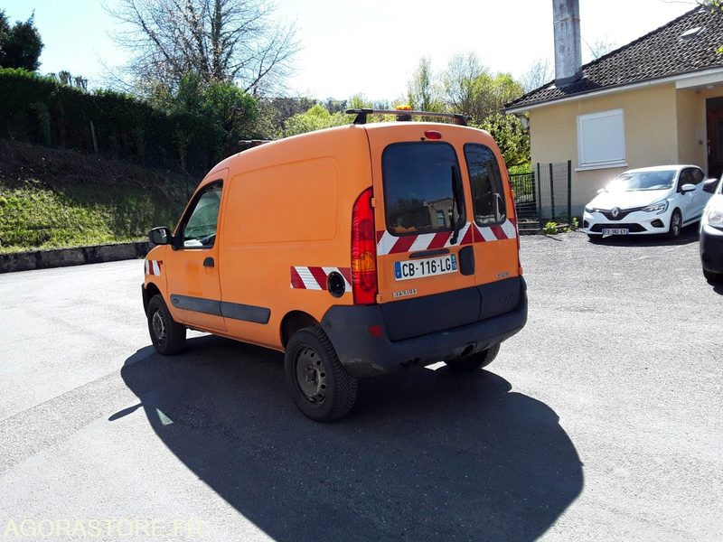RENAULT KANGOO DCI 4X4 E0792 - 231271 km - 2004 - Small van: picture 5 RENAULT KANGOO DCI 4X4 E0792 - 231271 km - 2004 - Small van: picture 5