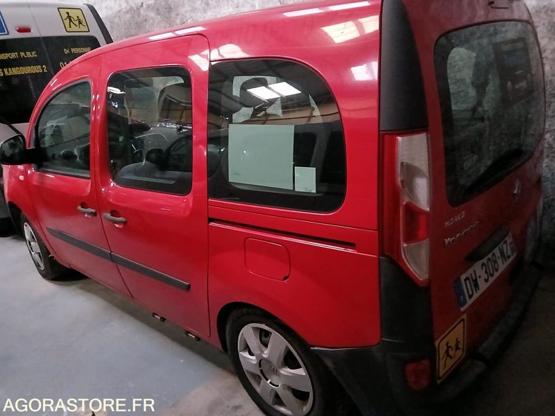 RENAULT KANGOO TPMR - 2015 / 258163 KM - DW308NZ - 150541 - Minibus, Passenger van: picture 3 RENAULT KANGOO TPMR - 2015 / 258163 KM - DW308NZ - 150541 - Minibus, Passenger van: picture 3