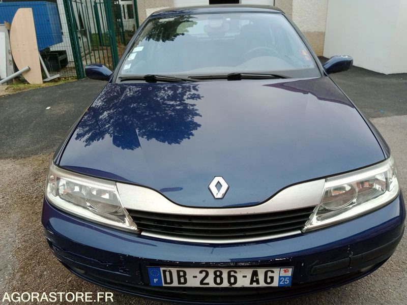 RENAULT LAGUNA 2001 - 201113kms BATTERIE DECHARGEE - Car: picture 2 RENAULT LAGUNA 2001 - 201113kms BATTERIE DECHARGEE - Car: picture 2
