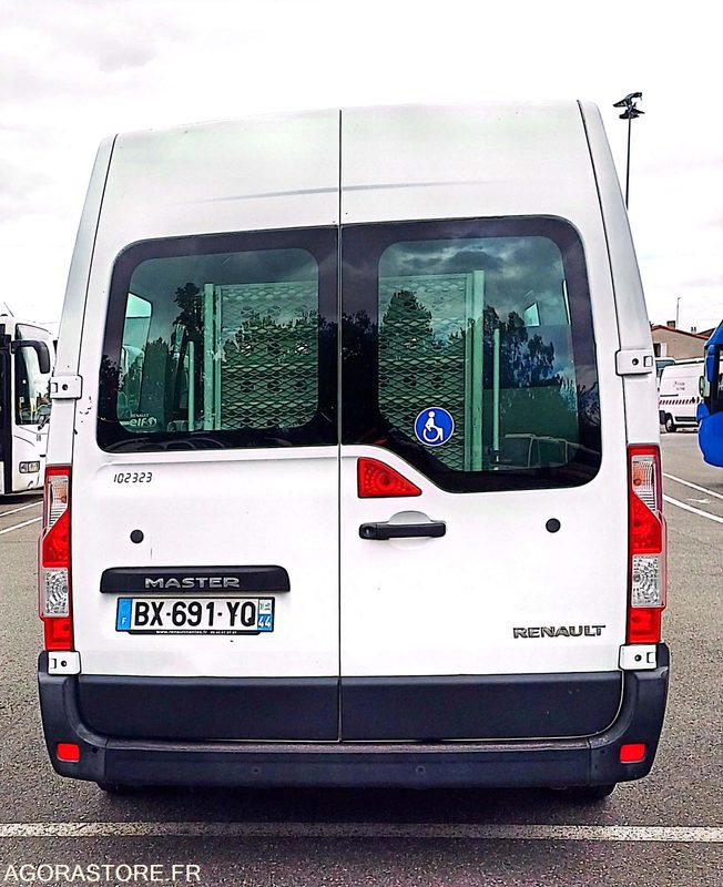 RENAULT MASTER - 102323 - MEC 11/2011 - 214543 KM BX-691-YQ - Minibus: picture 4 RENAULT MASTER - 102323 - MEC 11/2011 - 214543 KM BX-691-YQ - Minibus: picture 4