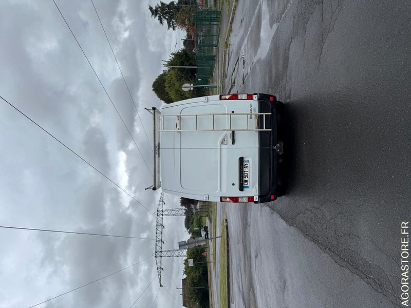 RENAULT MASTER 135 DCI 193 000 KM - Panel van: picture 3 RENAULT MASTER 135 DCI 193 000 KM - Panel van: picture 3