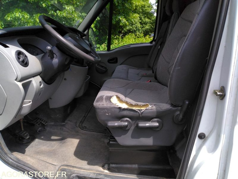 RENAULT MASTER 158451kms - 2007 - Panel van: picture 5 RENAULT MASTER 158451kms - 2007 - Panel van: picture 5