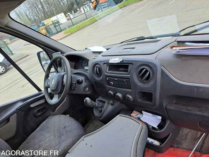 RENAULT - MASTER - 2013 / 234700 KM (P1510082) - Panel van: picture 3 RENAULT - MASTER - 2013 / 234700 KM (P1510082) - Panel van: picture 3