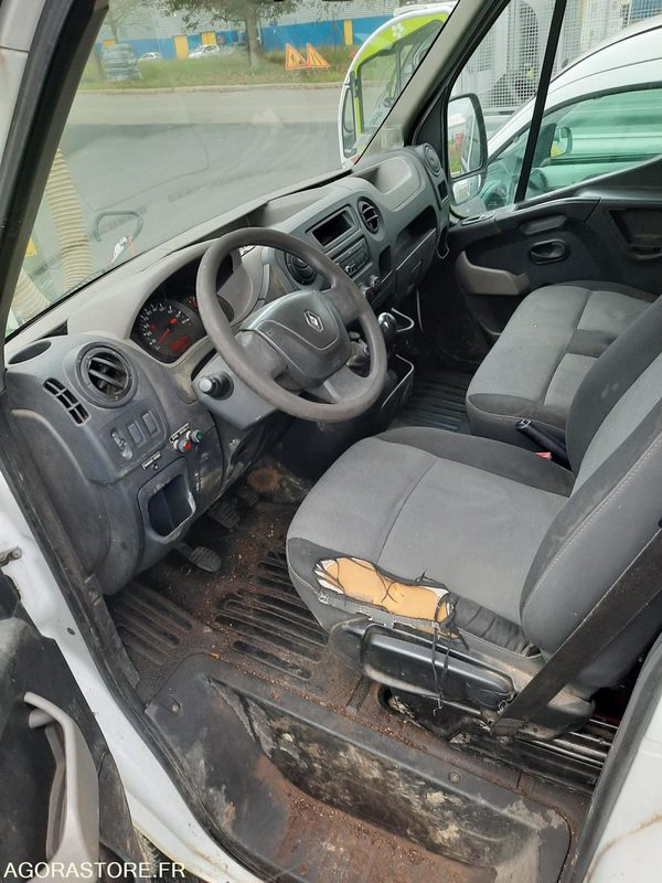 RENAULT MASTER - 2013 - 50449KM - Panel van: picture 5 RENAULT MASTER - 2013 - 50449KM - Panel van: picture 5