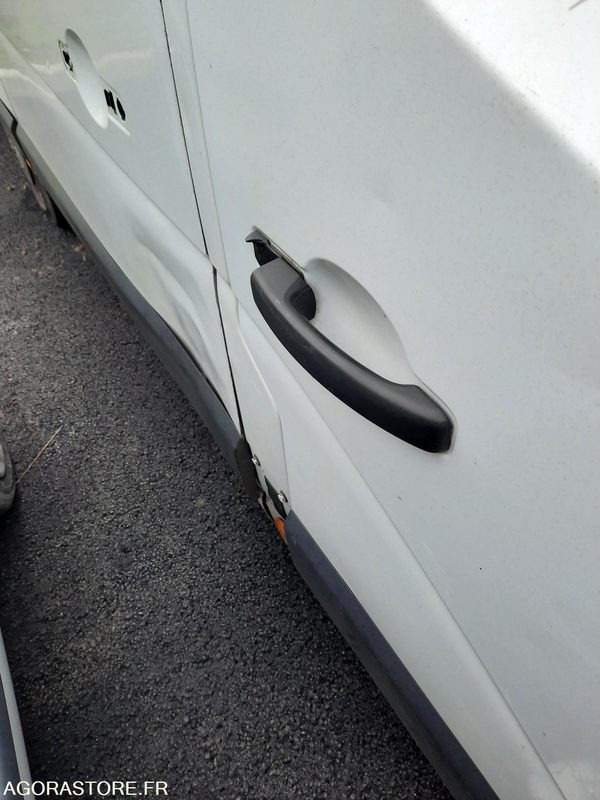 RENAULT MASTER - 2013 - 50449KM - Panel van: picture 3 RENAULT MASTER - 2013 - 50449KM - Panel van: picture 3