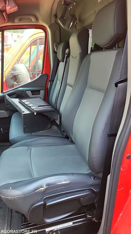 RENAULT MASTER - 2015 - 235934 KM DX820DM - Ambulance: picture 5 RENAULT MASTER - 2015 - 235934 KM DX820DM - Ambulance: picture 5