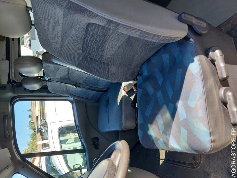 RENAULT MASTER 216247kms - 2006 - Panel van: picture 3 RENAULT MASTER 216247kms - 2006 - Panel van: picture 3