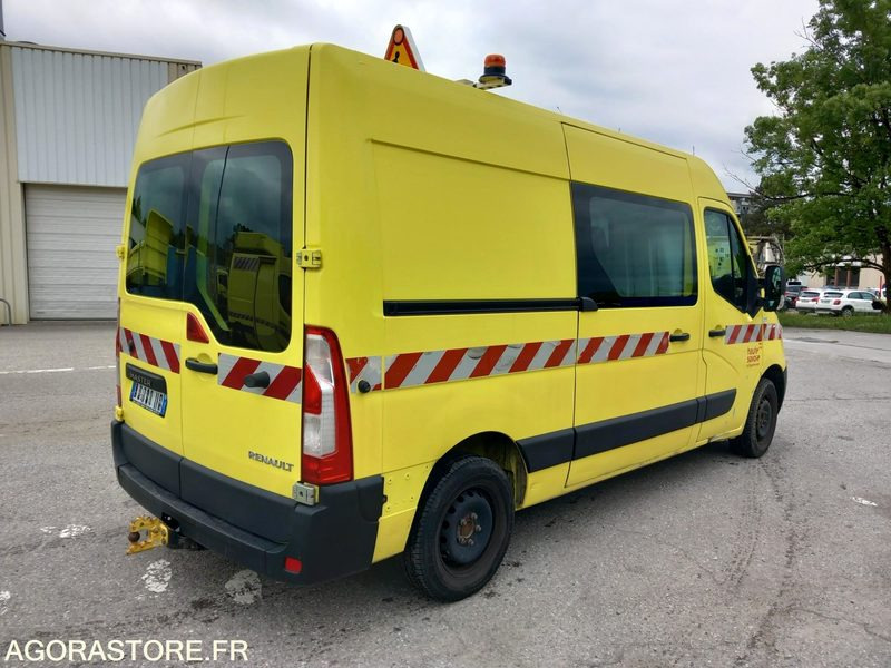RENAULT MASTER DCI125 (HR0210) - Small van: picture 2 RENAULT MASTER DCI125 (HR0210) - Small van: picture 2