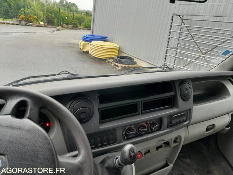 RENAULT MASTER FW 505 JD, 223 660kms? ANNEE 2006 - Tipper van: picture 5 RENAULT MASTER FW 505 JD, 223 660kms? ANNEE 2006 - Tipper van: picture 5