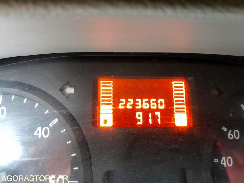 RENAULT MASTER FW 505 JD, 223 660kms? ANNEE 2006 - Tipper van: picture 4 RENAULT MASTER FW 505 JD, 223 660kms? ANNEE 2006 - Tipper van: picture 4