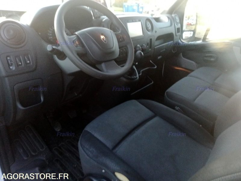 RENAULT MASTER L2H2 GRAND CONF 145CH / FL681CE / 2019 / 262021 kms - Ambulance: picture 5 RENAULT MASTER L2H2 GRAND CONF 145CH / FL681CE / 2019 / 262021 kms - Ambulance: picture 5