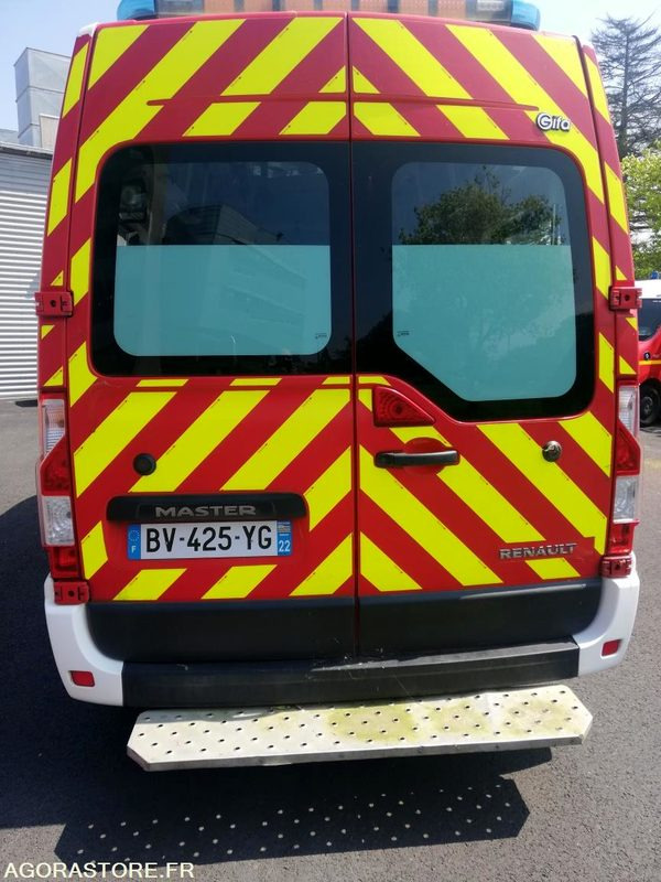RENAULT MASTER type VSAV - Small van: picture 4 RENAULT MASTER type VSAV - Small van: picture 4