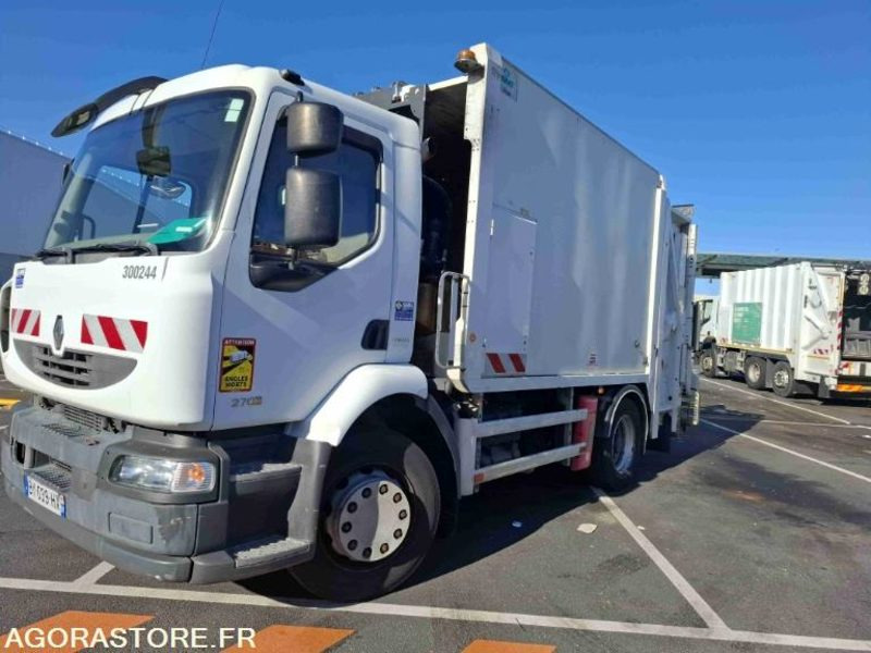 RENAULT MIDLUM 270 BOM 12.80m3 SEMAT CARGOPAC II V.E - 2011/159344 KM (BY039HX) - Garbage truck: picture 2 RENAULT MIDLUM 270 BOM 12.80m3 SEMAT CARGOPAC II V.E - 2011/159344 KM (BY039HX) - Garbage truck: picture 2
