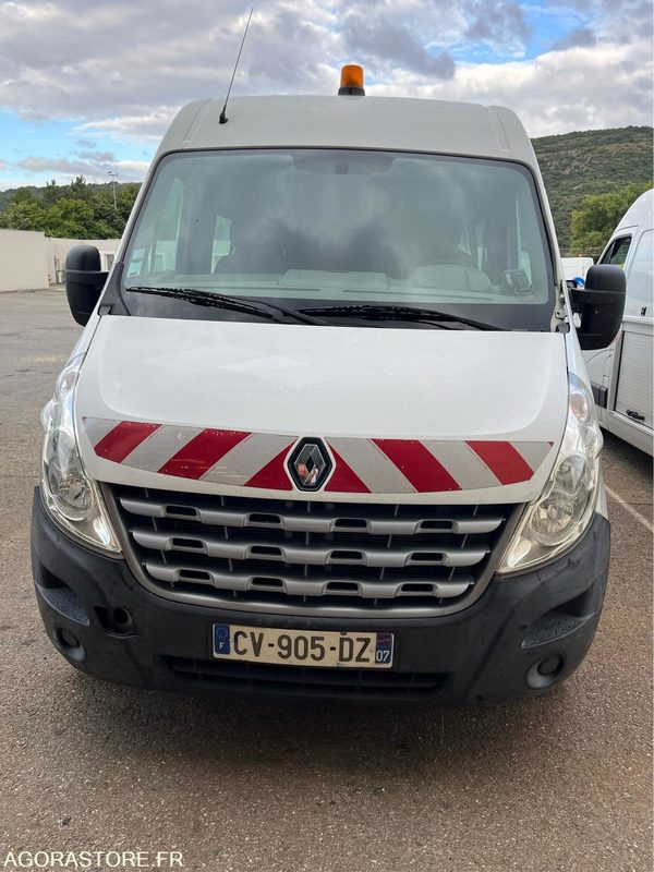 RENAULT Master VU 4p Master CA GC F350 - 218571 KM (P1510075) - Panel van: picture 4 RENAULT Master VU 4p Master CA GC F350 - 218571 KM (P1510075) - Panel van: picture 4
