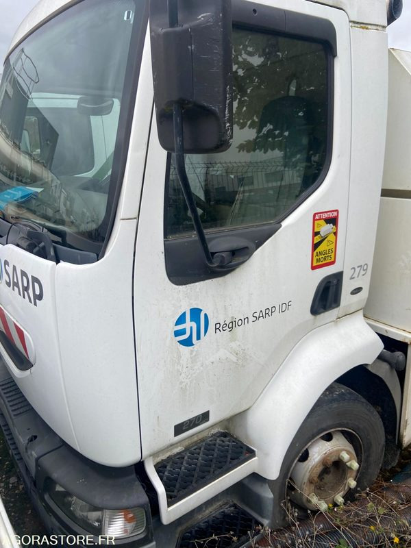 RENAULT Midlum 14T Hydrocureur Mixte 2002 (350000Km environ) EXPORT UNIQUEMENT - Vacuum truck: picture 2 RENAULT Midlum 14T Hydrocureur Mixte 2002 (350000Km environ) EXPORT UNIQUEMENT - Vacuum truck: picture 2