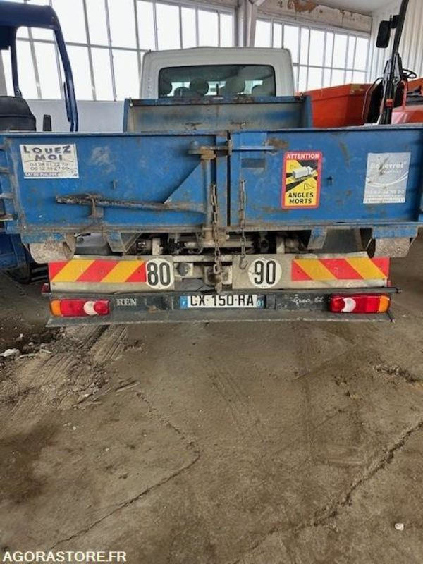 RENAULT PL MASCOT AMPLIROLL 220 000 KM 2005 AVEC 2 BENNES - Hook lift truck: picture 1 RENAULT PL MASCOT AMPLIROLL 220 000 KM 2005 AVEC 2 BENNES - Hook lift truck: picture 1