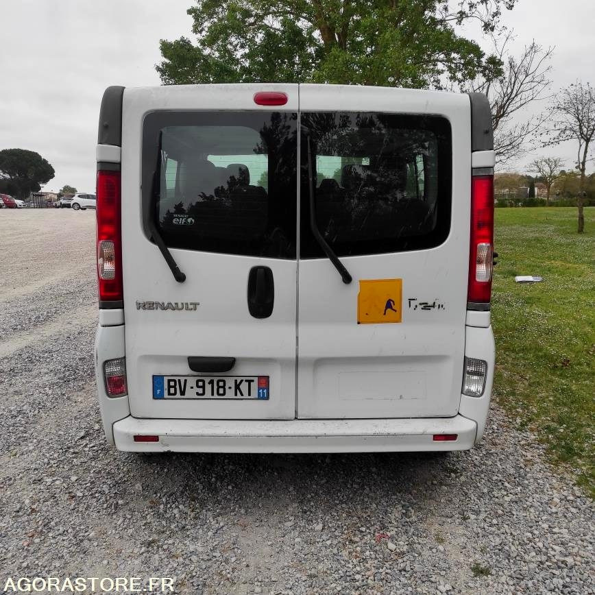 RENAULT TRAFIC PASSENGER L1H1 2.0 DCI 90 CV - Minibus, Passenger van: picture 5 RENAULT TRAFIC PASSENGER L1H1 2.0 DCI 90 CV - Minibus, Passenger van: picture 5