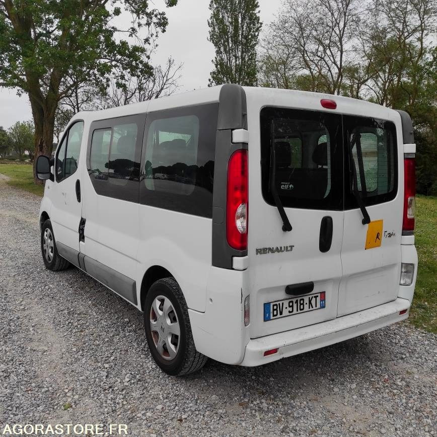 RENAULT TRAFIC PASSENGER L1H1 2.0 DCI 90 CV - Minibus, Passenger van: picture 4 RENAULT TRAFIC PASSENGER L1H1 2.0 DCI 90 CV - Minibus, Passenger van: picture 4