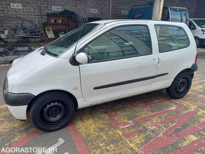 RENAULT TWINGO - Car: picture 4 RENAULT TWINGO - Car: picture 4