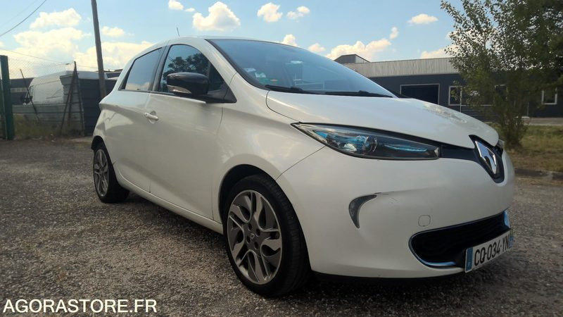 RENAULT ZOE 2013 116000 KMS PAS DE LOCATION BATTERIE - Car: picture 2 RENAULT ZOE 2013 116000 KMS PAS DE LOCATION BATTERIE - Car: picture 2