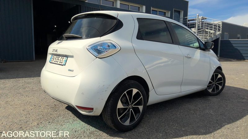 RENAULT ZOE - 2017 - 63000 KMS - CT OK - AUTONOMIE 210 KMS - Car: picture 3 RENAULT ZOE - 2017 - 63000 KMS - CT OK - AUTONOMIE 210 KMS - Car: picture 3