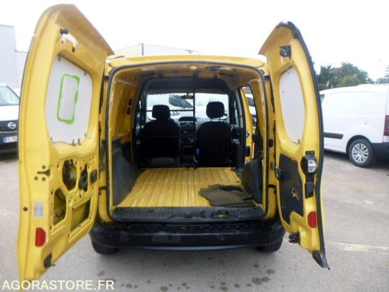 RENAULT kangoo Fourgonnette - 2015 - 148166km - PRIX TTC - Small van: picture 2 RENAULT kangoo Fourgonnette - 2015 - 148166km - PRIX TTC - Small van: picture 2
