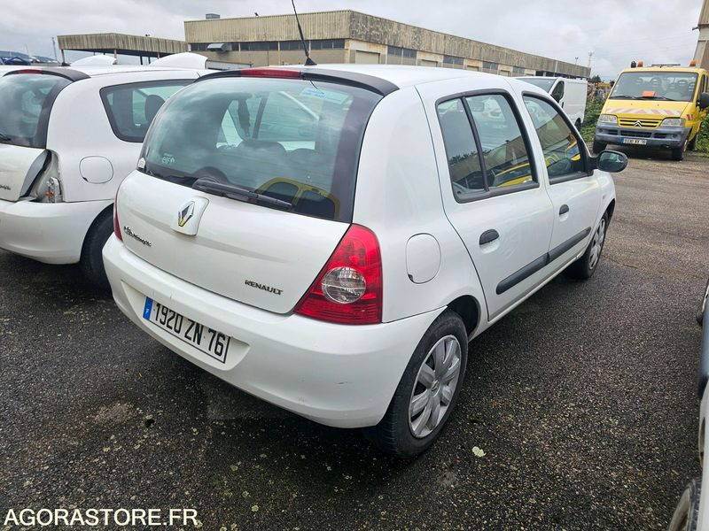 Renault Clio - 2007 - 301706km - 1920ZN76 - Car: picture 3 Renault Clio - 2007 - 301706km - 1920ZN76 - Car: picture 3