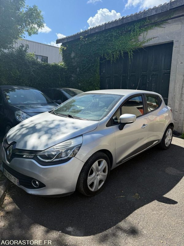 Renault Clio 4 101410 kms 2014 - Car: picture 2 Renault Clio 4 101410 kms 2014 - Car: picture 2