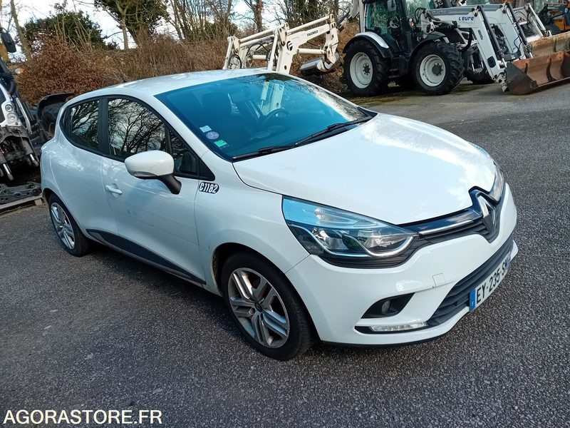 Renault Clio 4 - 2018 - 59832 kms - Car: picture 1 Renault Clio 4 - 2018 - 59832 kms - Car: picture 1