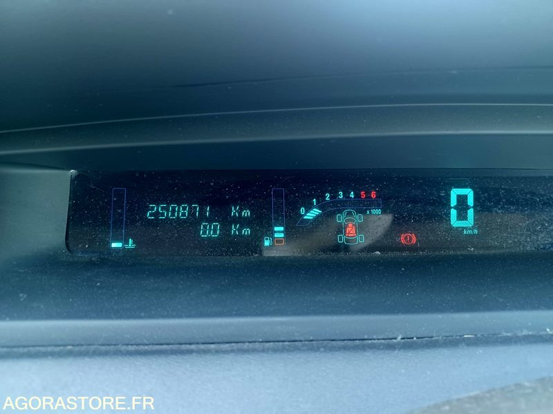 Renault Grand scénic - 2006 - 250 000 KM - Car: picture 2 Renault Grand scénic - 2006 - 250 000 KM - Car: picture 2