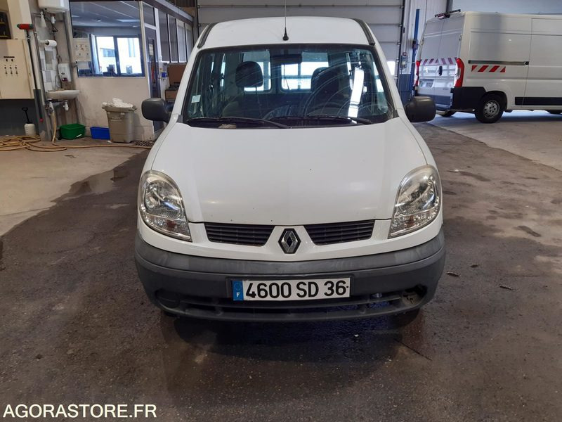 Renault Kangoo - 2004 - 217570 KM - Car: picture 3 Renault Kangoo - 2004 - 217570 KM - Car: picture 3
