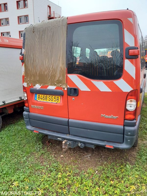 Renault Master - 2006 - 195076kms - 8468SG58 - Minibus, Passenger van: picture 2 Renault Master - 2006 - 195076kms - 8468SG58 - Minibus, Passenger van: picture 2