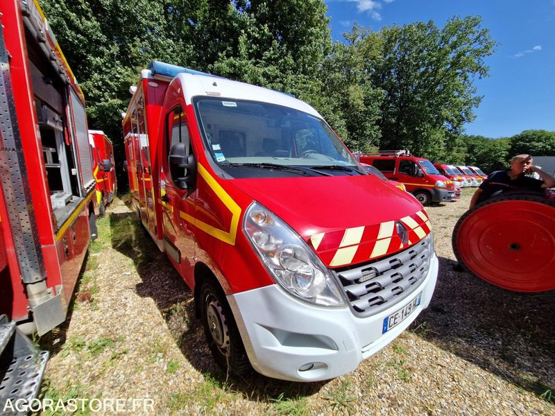 Renault Master - 2011 - 270594 - CE149HL - Ambulance: picture 2 Renault Master - 2011 - 270594 - CE149HL - Ambulance: picture 2