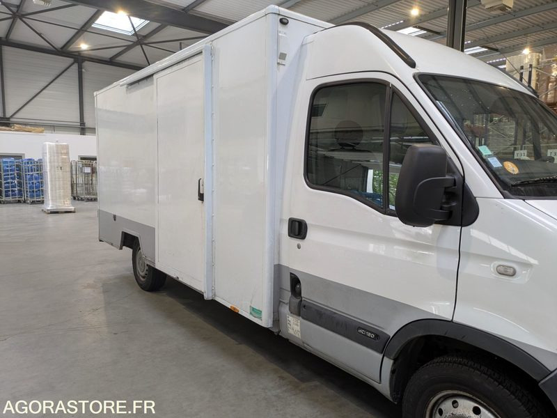 Renault -Master -25/05/2010 -252914kms -AS812RS - Panel van: picture 2 Renault -Master -25/05/2010 -252914kms -AS812RS - Panel van: picture 2