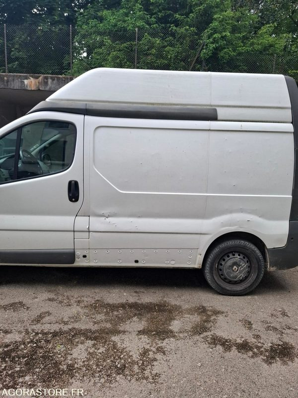 Renault Trafic 2012 - 30140 KMS vente professionnel et particulier - Panel van: picture 3 Renault Trafic 2012 - 30140 KMS vente professionnel et particulier - Panel van: picture 3