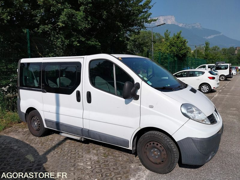 Renault Trafic 9 places DA-953-LM de 2013 avec 135 698 kms - Minibus, Passenger van: picture 1 Renault Trafic 9 places DA-953-LM de 2013 avec 135 698 kms - Minibus, Passenger van: picture 1