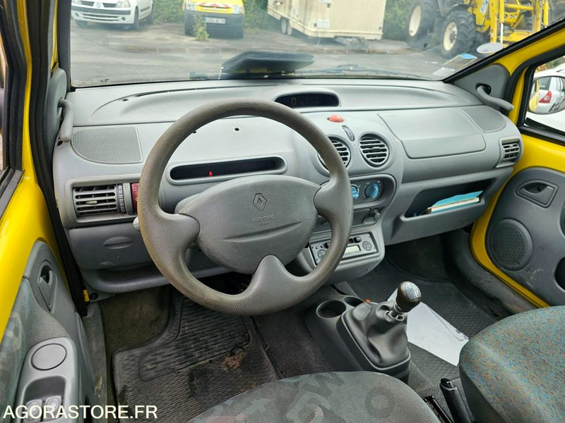 Renault Twingo - 2005 - 263237km - 761XY76 - Car: picture 5 Renault Twingo - 2005 - 263237km - 761XY76 - Car: picture 5