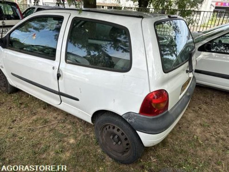 Renault Twingo - 720BHH57 - Car: picture 5 Renault Twingo - 720BHH57 - Car: picture 5